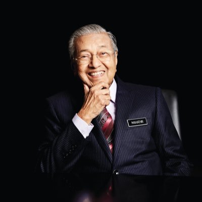 TUN MAHATHIR, MUKHRIZ DIPECAT DARI BERSATU