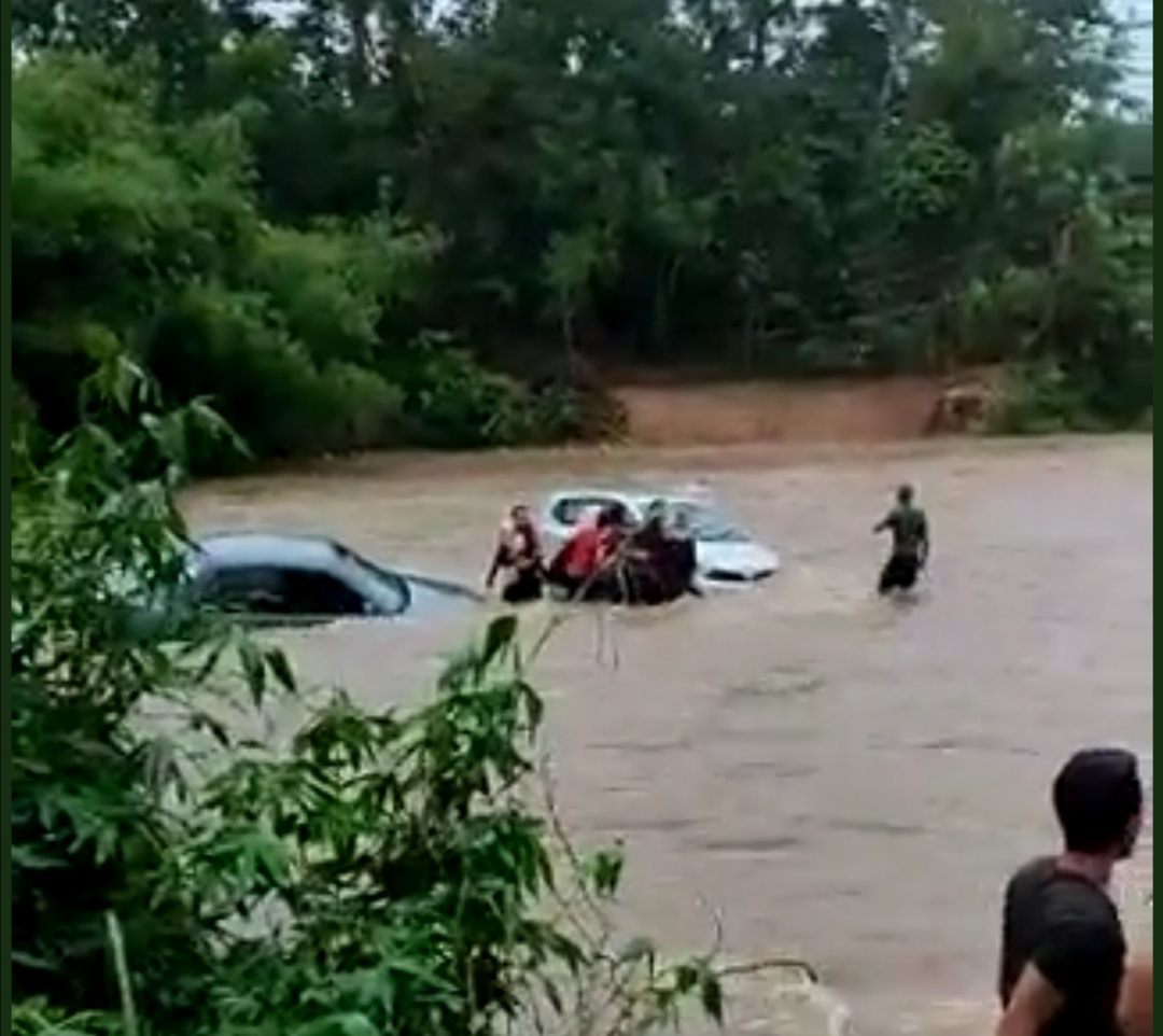32 mangsa terperangkap dalam kejadian kepala air di Lata Ulu Kasar