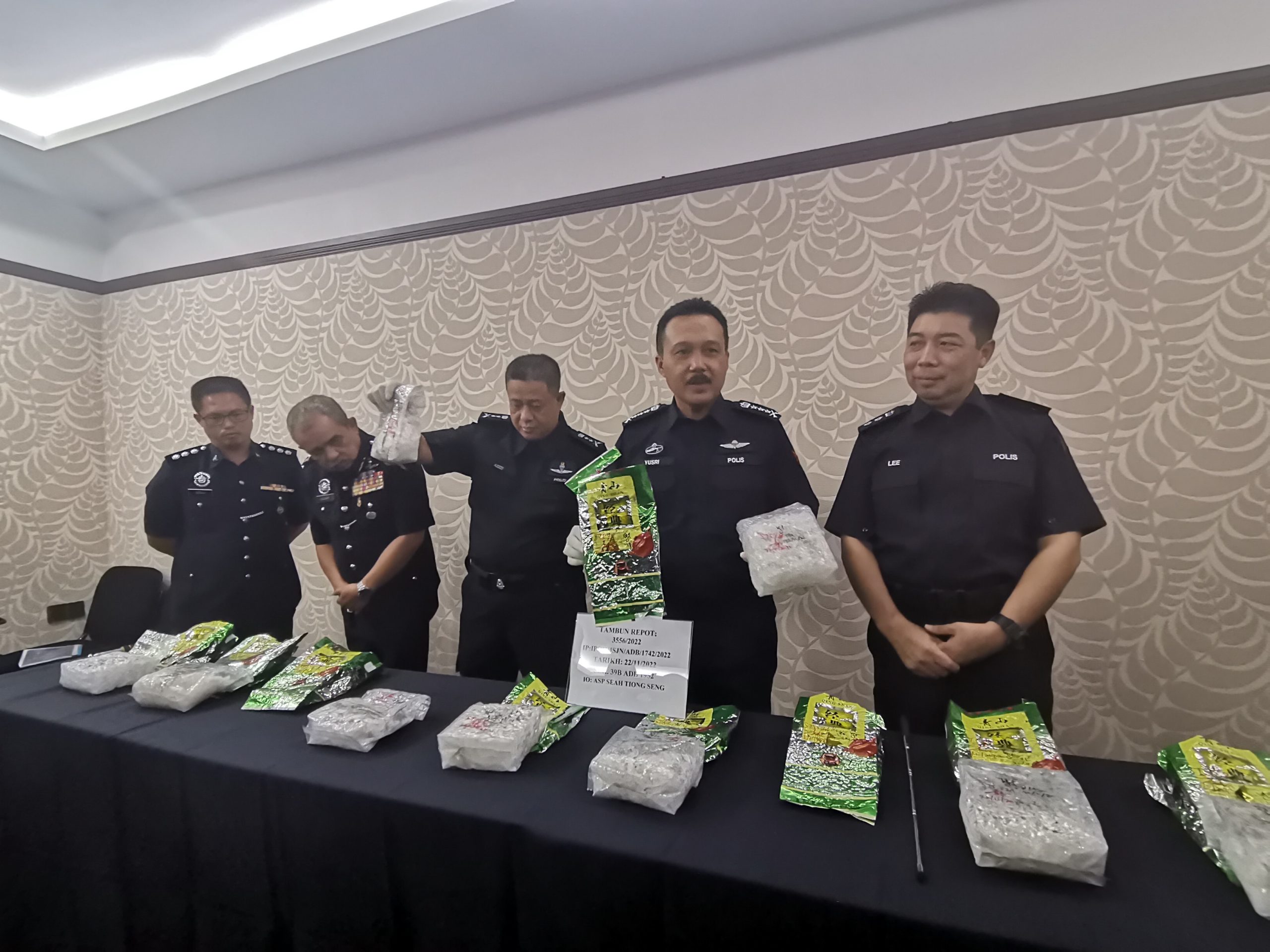 Tujuh individu termasuk satu wanita ditahan edar dadah methamphetamine 10.1 kg