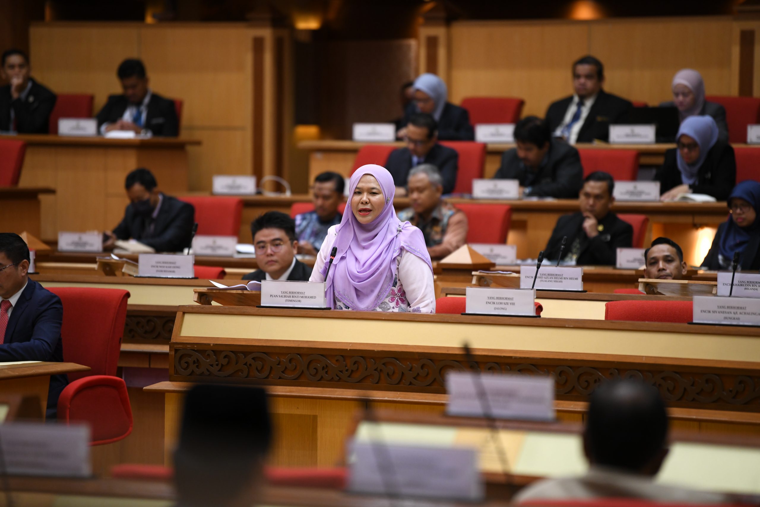 Sidang DUN Perak: Kerajaan negeri tingkat inisiatif bantu peniaga kecil, penjaja