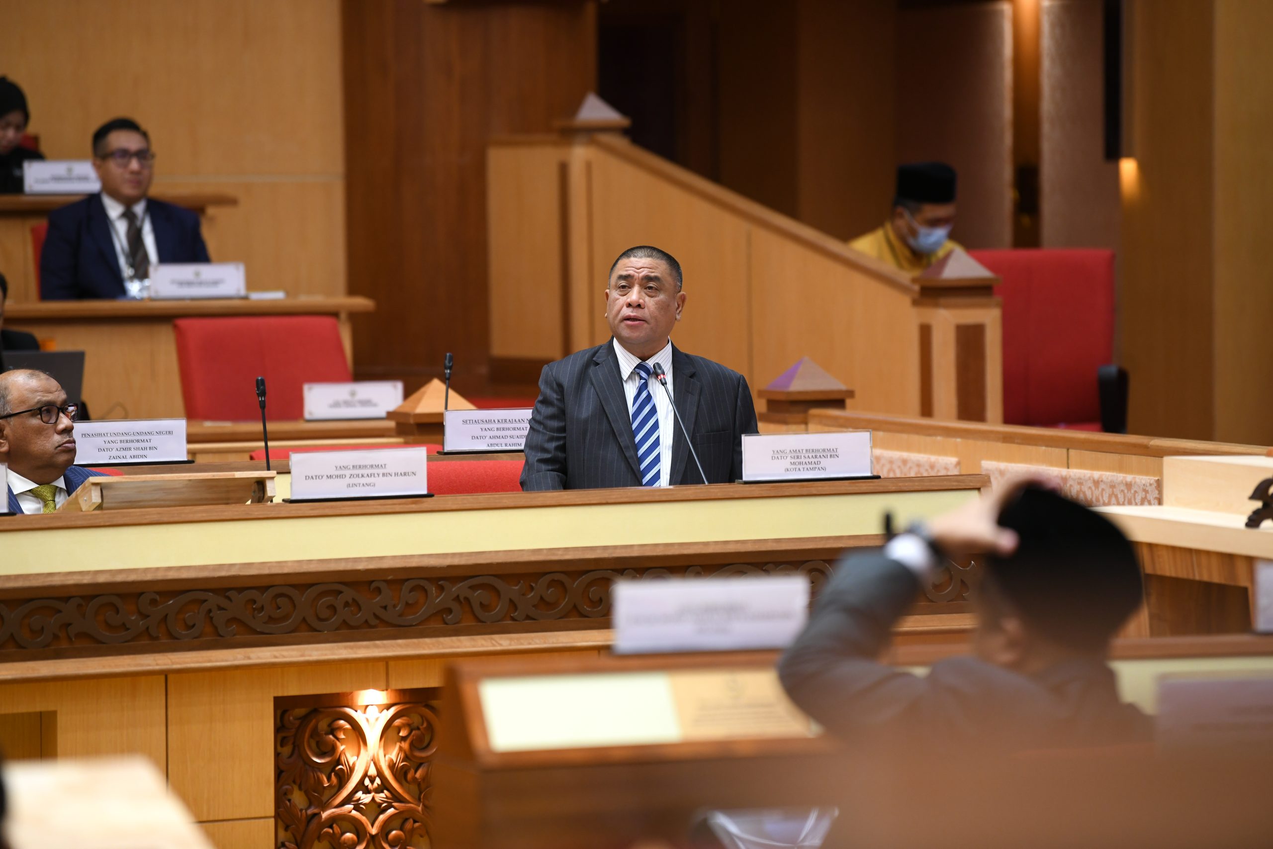 Sidang DUN Perak: 7,872 hektar tanah diceroboh di Perak