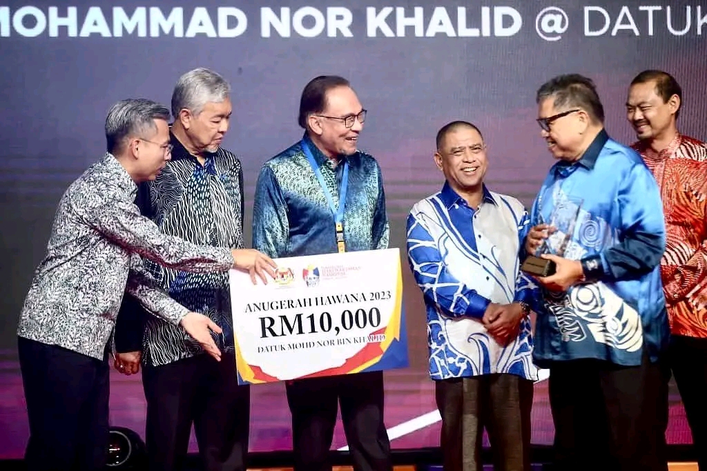 Kartunis terkenal Datuk Lat diumum penerima Anugerah HAWANA 2023