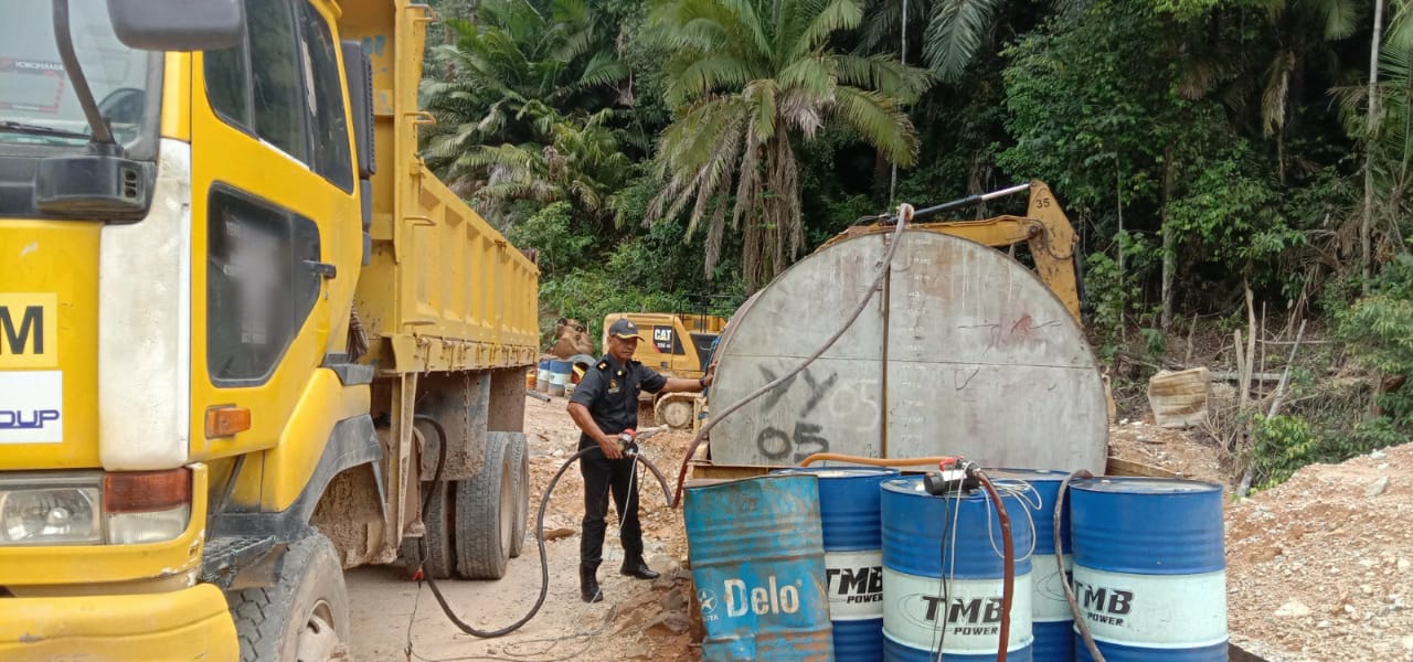 Seleweng diesel untuk 'kurang' kos operasi perniagaan - KPDN Perak