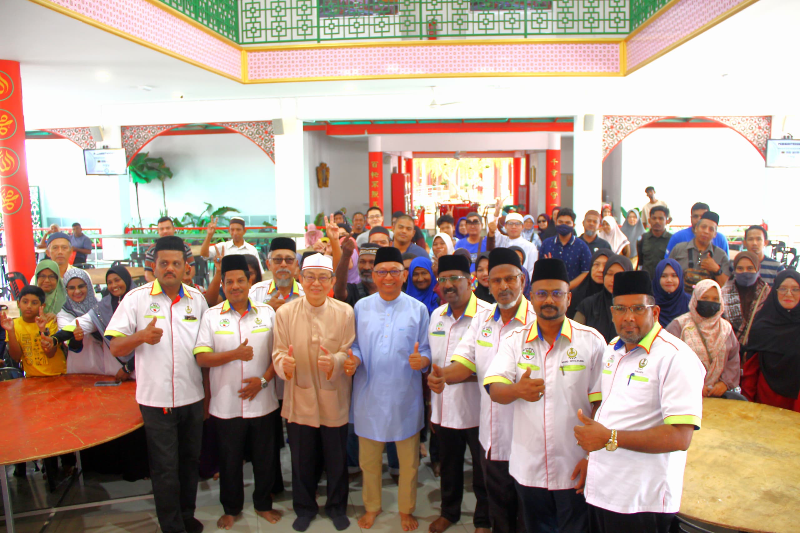 PRIM SUMBANG 50 BAKUL MAKANAN KEPADA GOLONGAN ASNAF