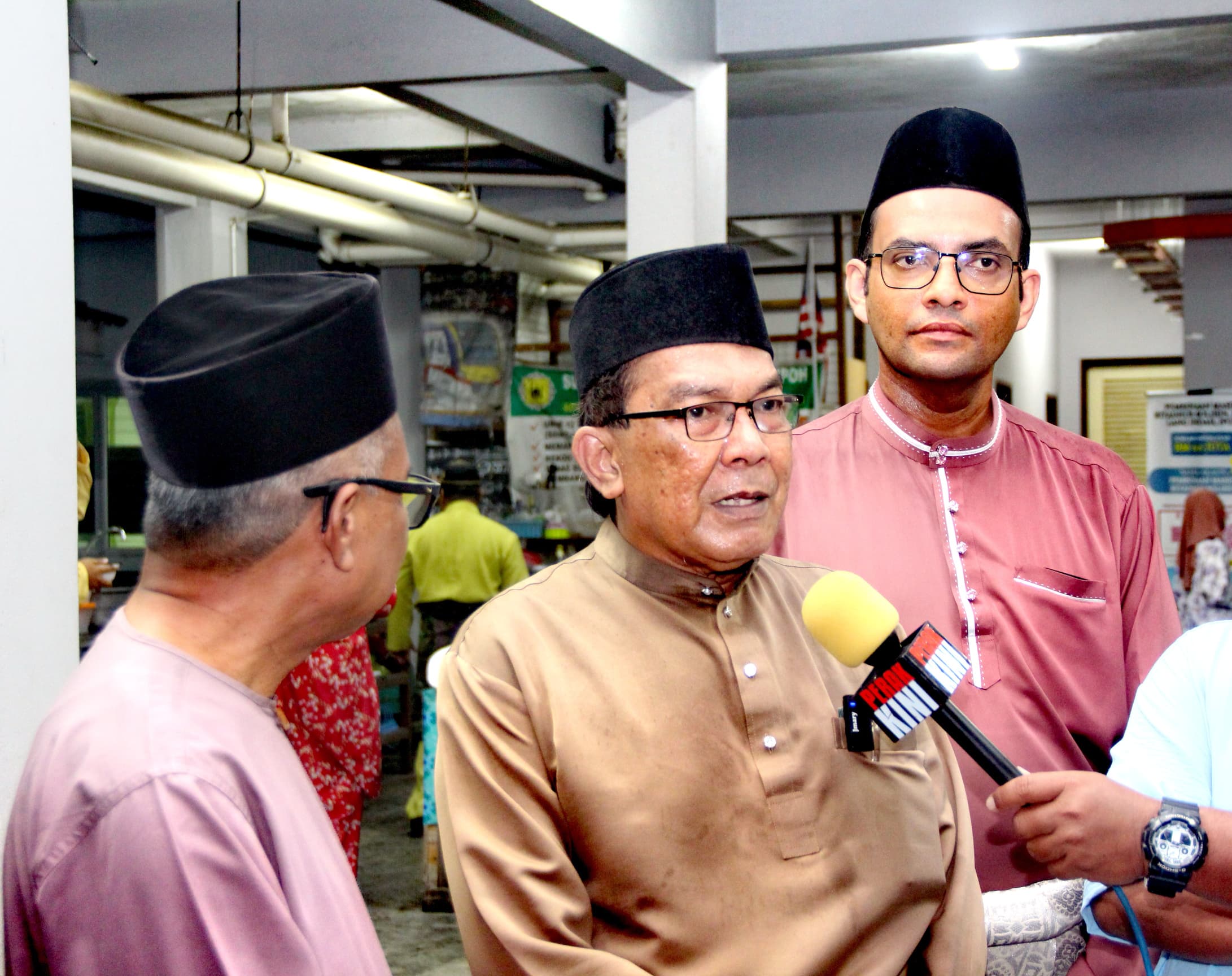 HAMPIR 500 PENDUDUK DESA LANG RAIKAN RUMAH TERBUKA AIDILFITRI 2025