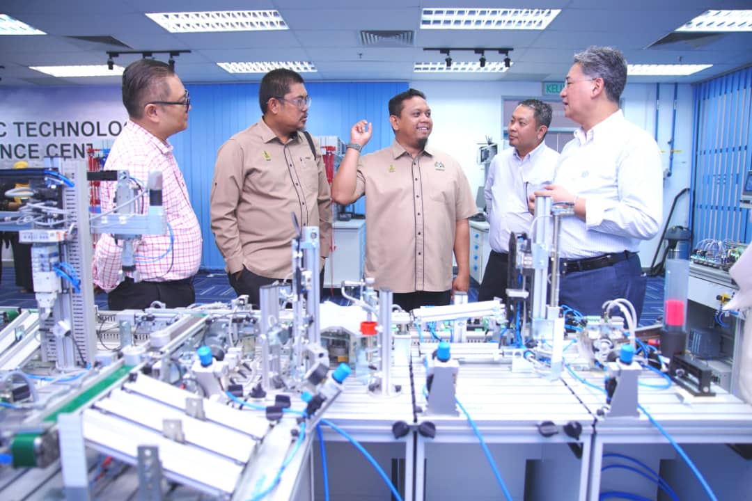 LAWATAN KERJA DELEGASI MAJLIS BANDARAYA IPOH KE GERMAN-MALAYSIAN INSTITUTE